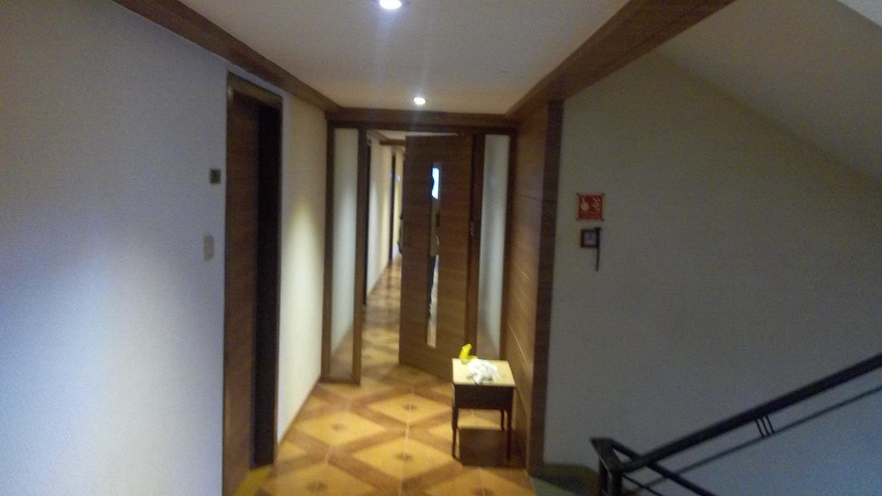 The Royal Orchid Hotel, Chembur 뭄바이 외부 사진
