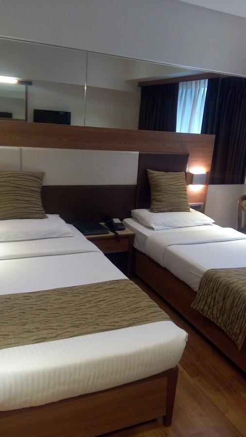 The Royal Orchid Hotel, Chembur 뭄바이 외부 사진