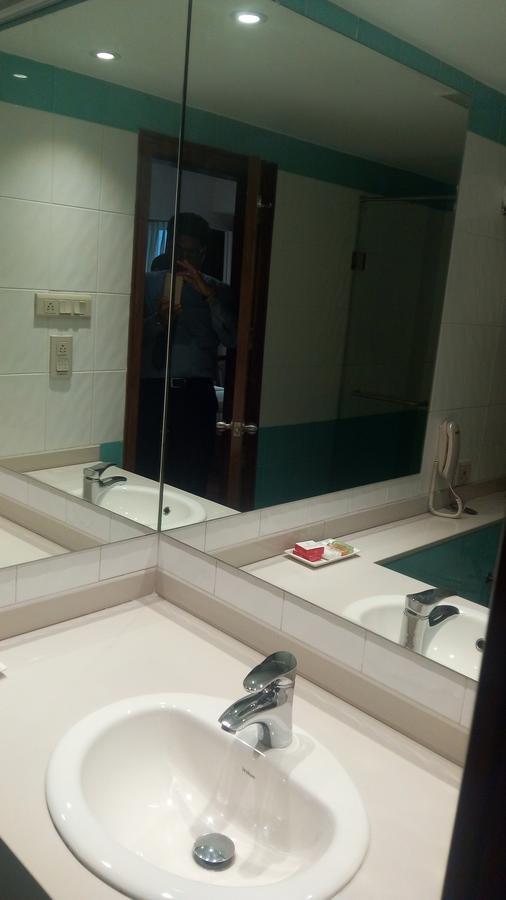 The Royal Orchid Hotel, Chembur 뭄바이 외부 사진