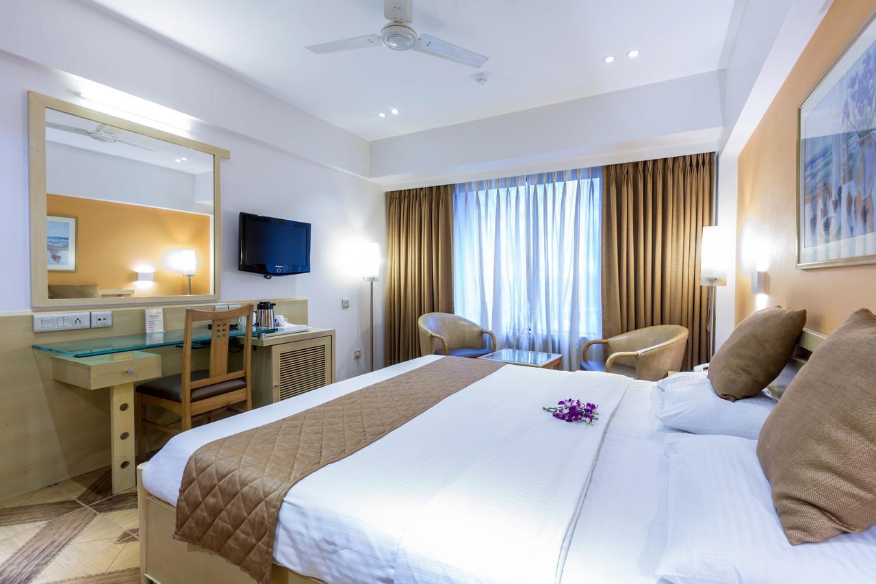 The Royal Orchid Hotel, Chembur 뭄바이 외부 사진